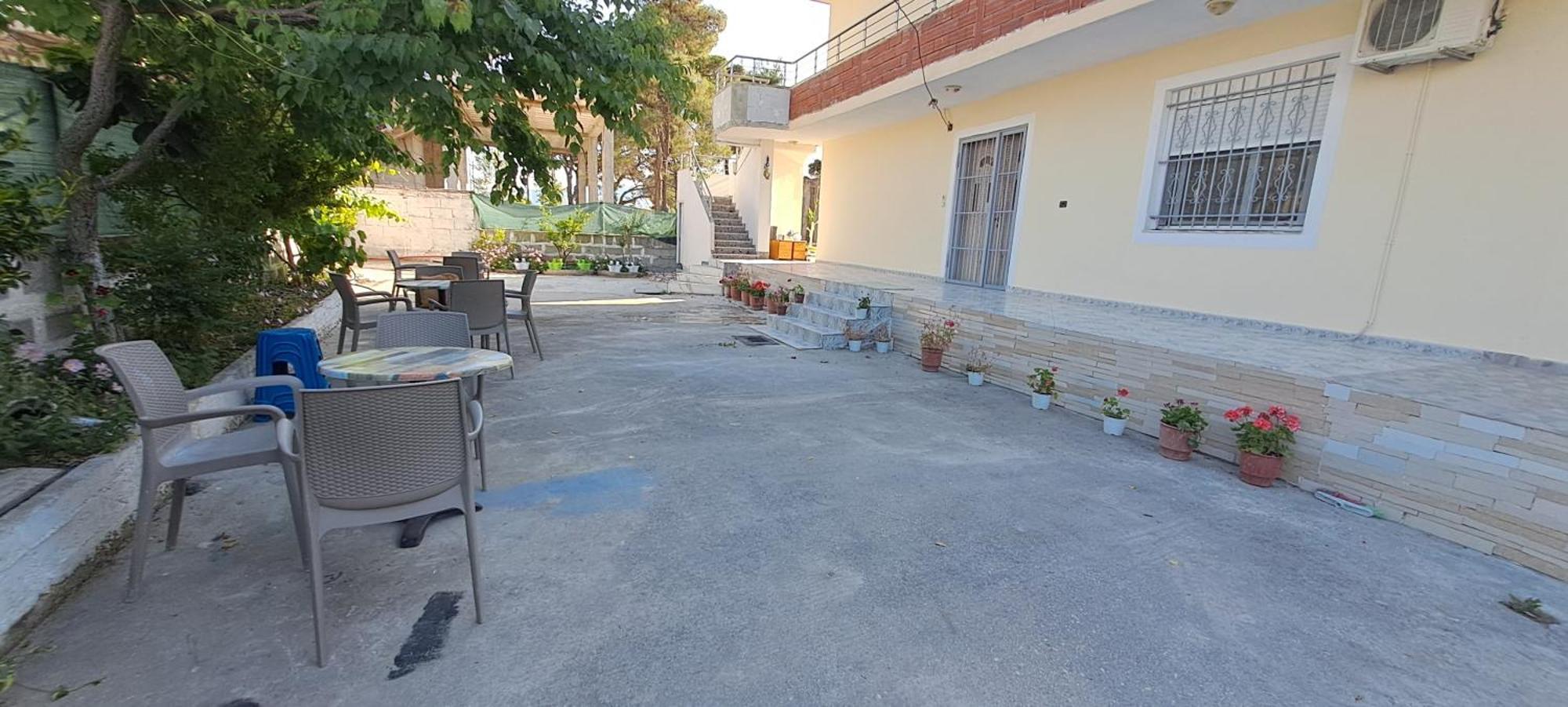 Guesthouse Vlorë 外观 照片