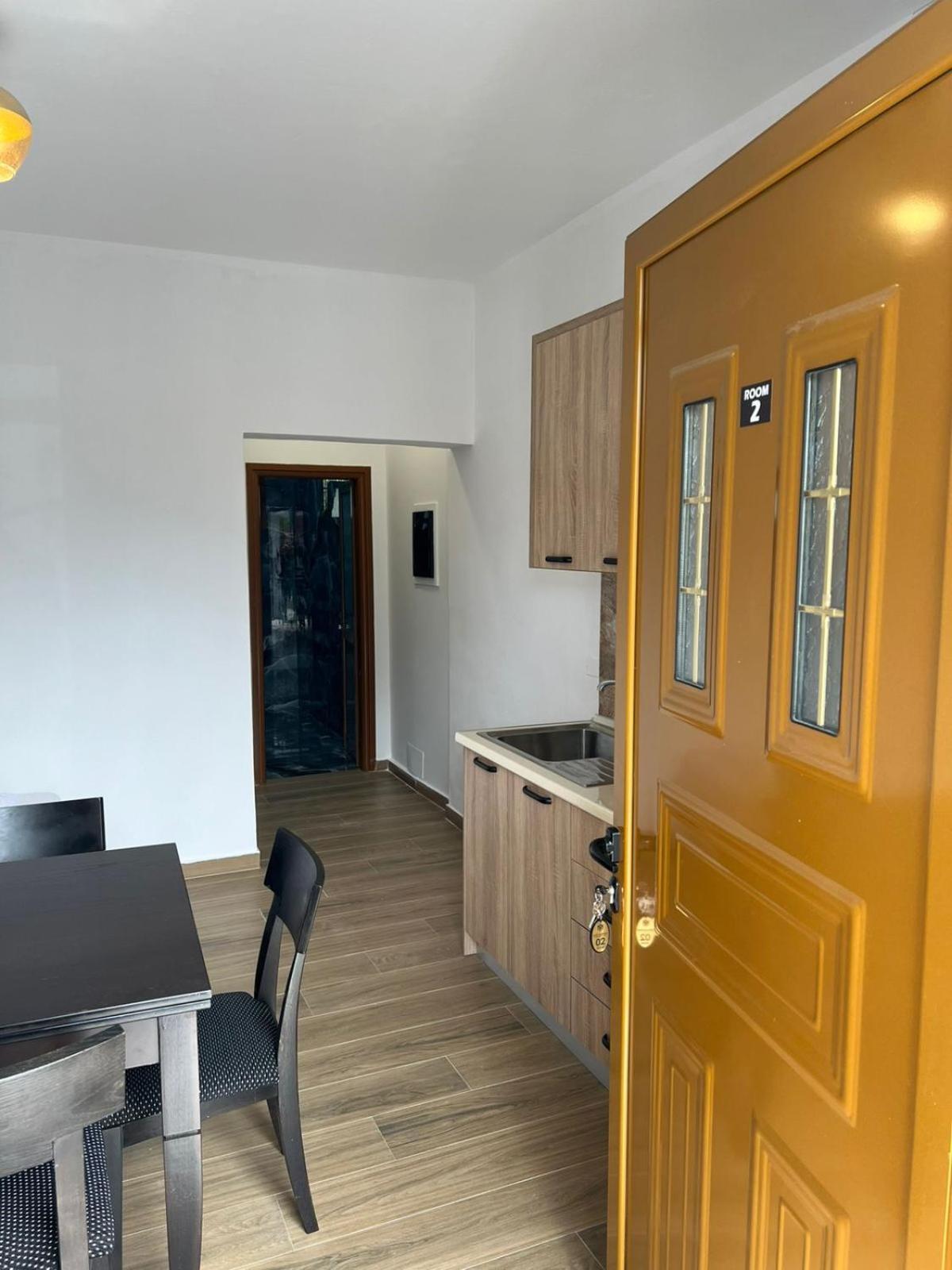 Guesthouse Vlorë 外观 照片
